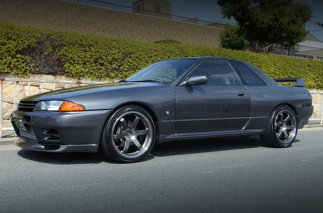 Front exterior of R32 SKYLINE GT-R.