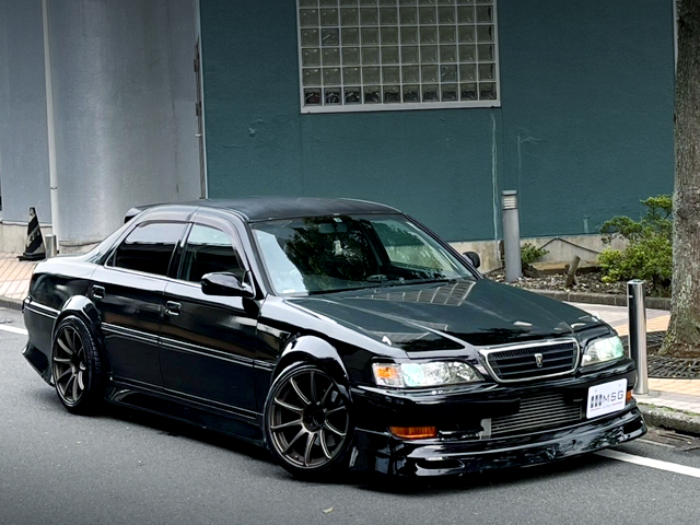 Front exterior of WIDEBODY JZX100 CRESTA ROULANT G.