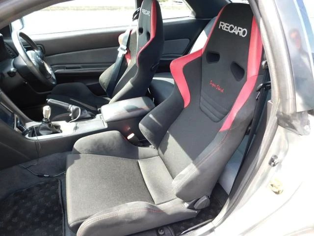 Interior seats of R34 SKYLINE GT-R V-SPEC modified single turbo.