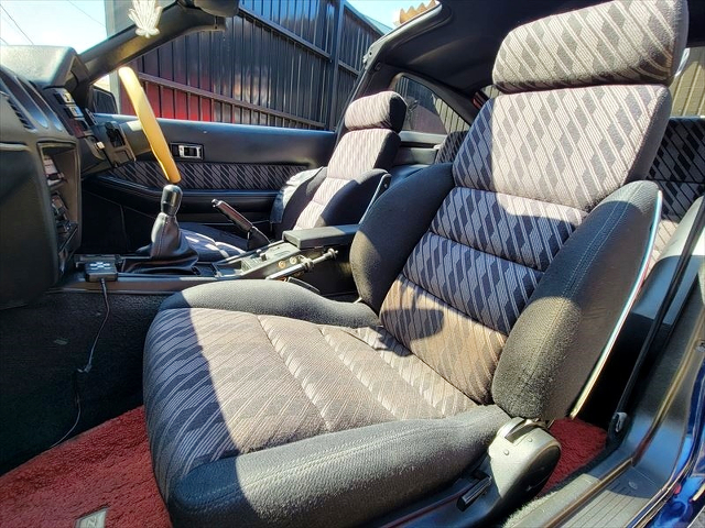 Interior front seats of PGZ31 FAIRLADY Z.