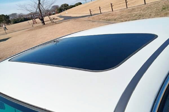 Sunroof of JZX110 MARK 2 with 1.5JZ engine.
