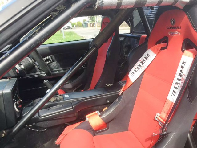 Roll cage and seats of 5MT 1st Gen TOYOTA MR2.