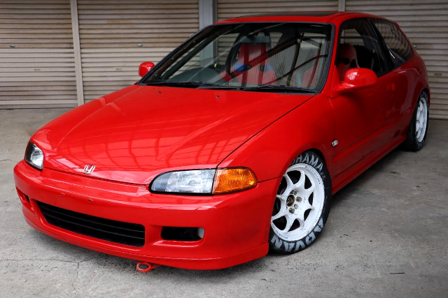Front exterior of EG6 CIVIC SiR2 with B20B VTEC.