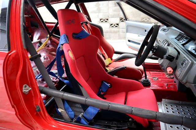 Driver side full bucket seat of EG6 CIVIC SiR2 with B20B VTEC.