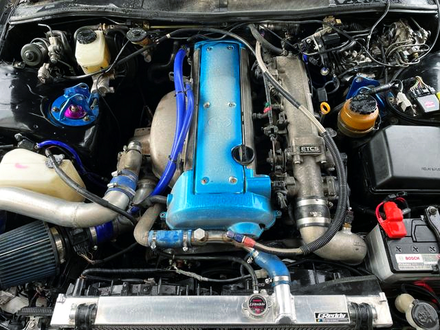 VVTi 1JZ-GTE turbo engine in JZX90 MARK 2 TOURER-V engine room.