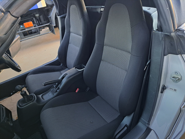 Seats of ZZW30 TOYOTA MR-S with 2ZZ-GE and 6MT.