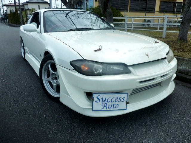 Front exterior of S15 SILVIA SPEC-S V-package.