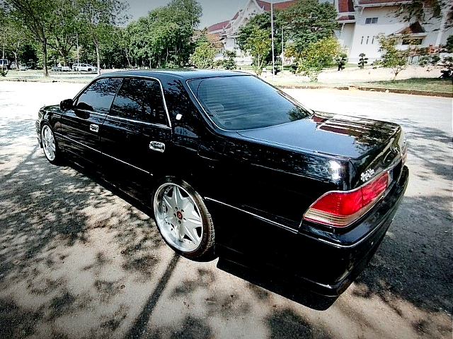 Rear exterior of 10th Gen TOYOTA CROWN.
