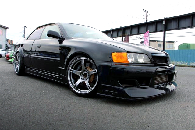 Front exterior of TRAUM WIDEBODY JZX100 CHASER TOURER-V.