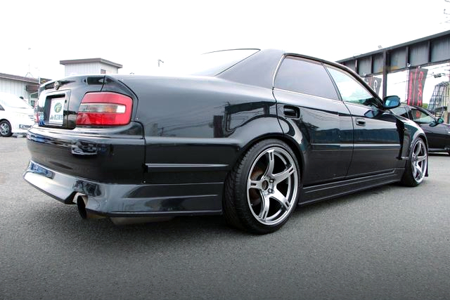 Rear exterior of TRAUM WIDEBODY JZX100 CHASER TOURER-V.