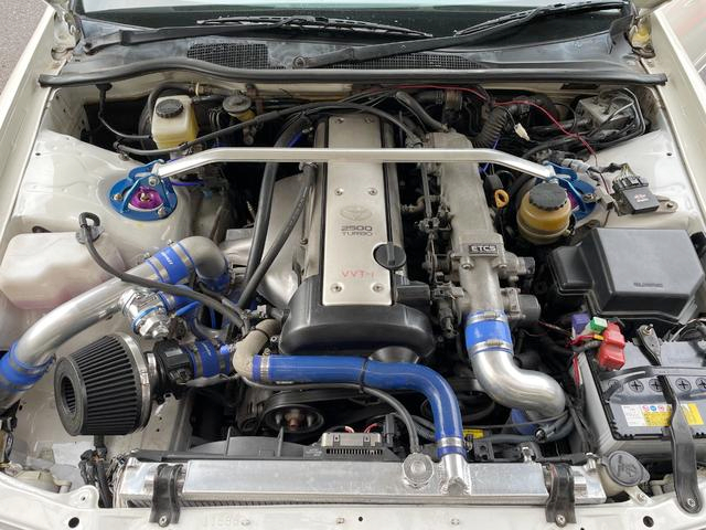 1JZ-GTE VVT-i turbo engine with GREDDY RX turbine.