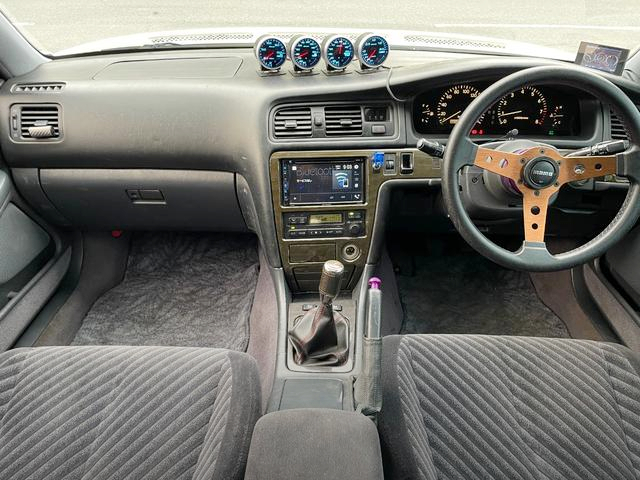 Interior of JZX100 MARK 2 TOURER-V.