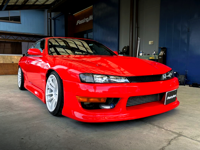 Front exterior of S14 late-model SILVIA Ks.