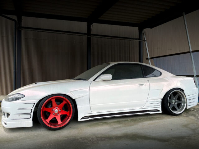 Side exterior of S15 SILVIA SPEC-S B PACKAGE.