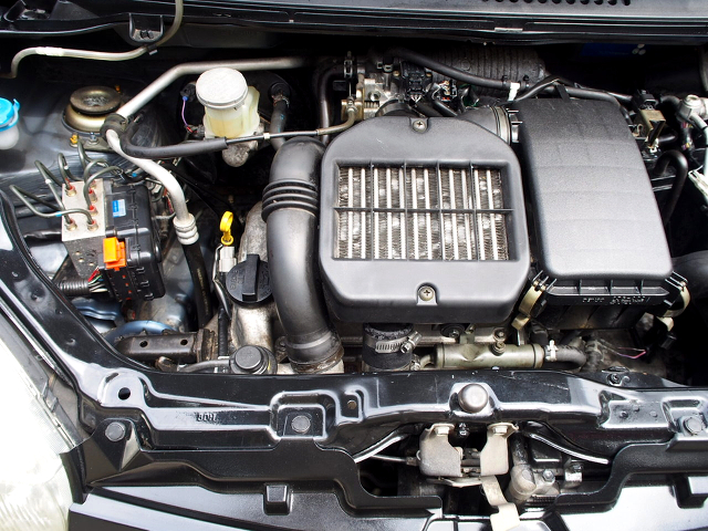 K6A twin-cam turbo engine in EC22S SUZUKI TWIN engine room.