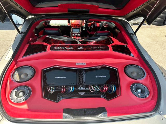 Audio system modified Z33 FAIRLADY Z VERSION ST.