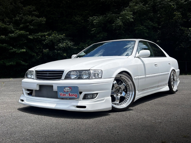 Front exterior of JZX100 CHASER TOURER-V.