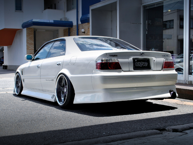 Rear exterior of JZX100 CHASER TOURER-V.