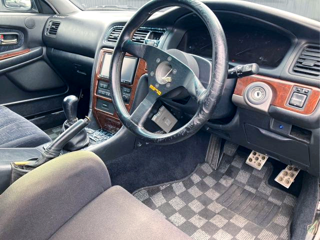 Interior of 6th Gen CHASER AVANTE.