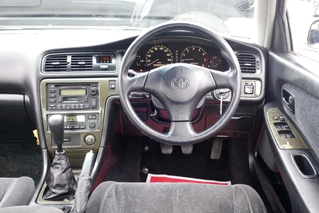 Interior of 5th Gen CRESTA EXCEED.