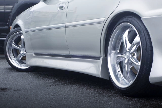 Aftermarket rims.