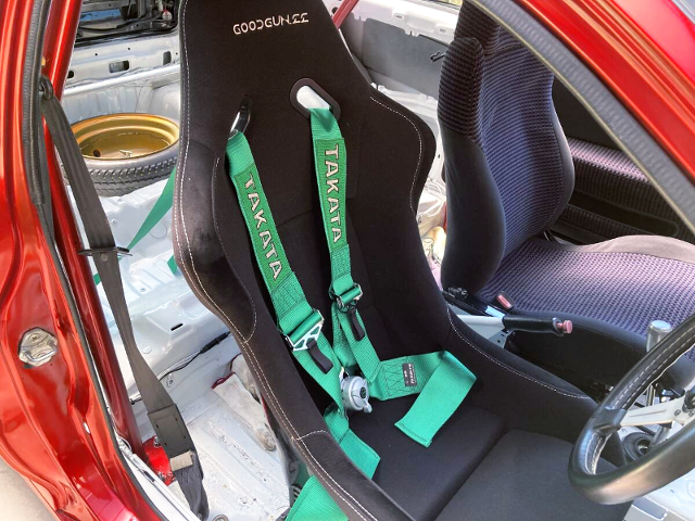 Seats of EG6 CIVIC SiR2.