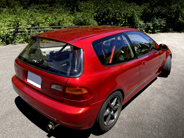 Rear exterior of EG6 CIVIC SiR2.