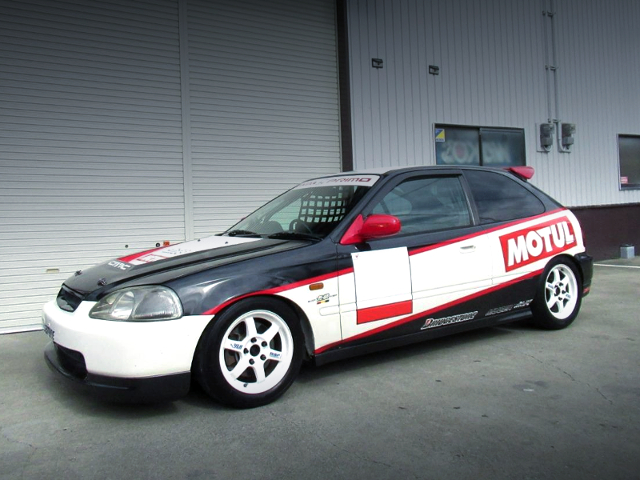 Front side exterior of EK9 CIVIC TYPE-R.