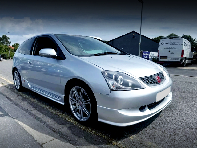 Front exterior of EP3 HONDA CIVIC TYPE-R with LPG conversion.