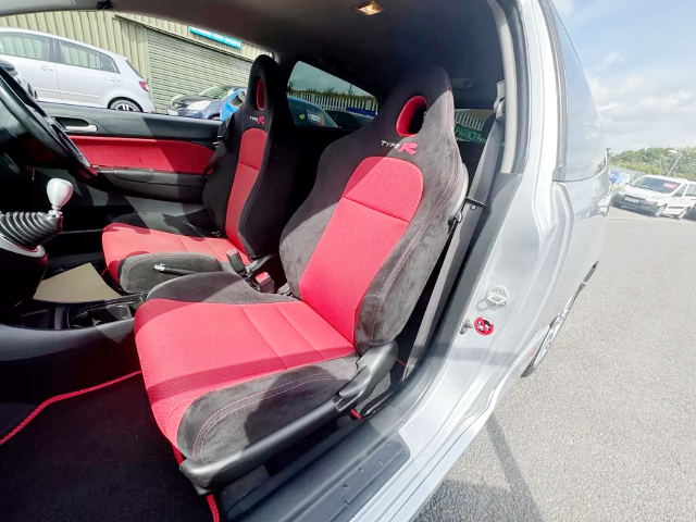 Seats of EP3 HONDA CIVIC TYPE-R with LPG conversion.