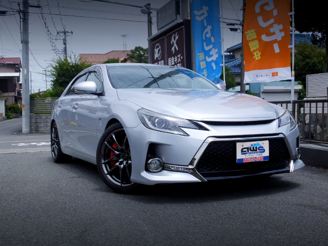 Front exterior of GRX133 TOYOTA MARK X.