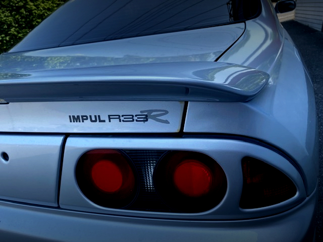 R33-R decal.