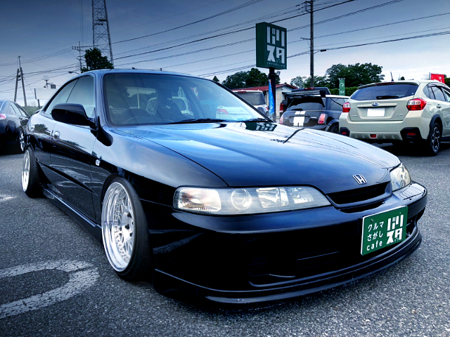 Front exterior of Slammed static DB8 INTEGRA 4-DOOR SiR-G.