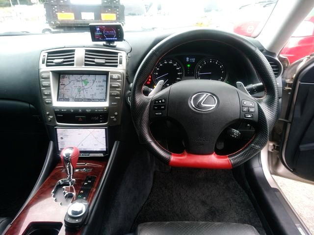 Dashboard of GSE21 LEXUS IS350 VERSION L.