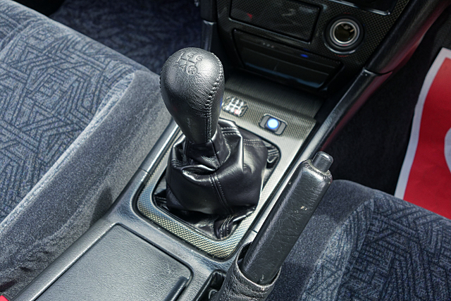 5-Speed manual.