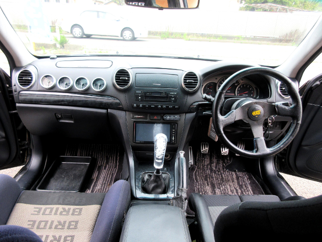 Interior of JZX110 VEROSSA VR25.