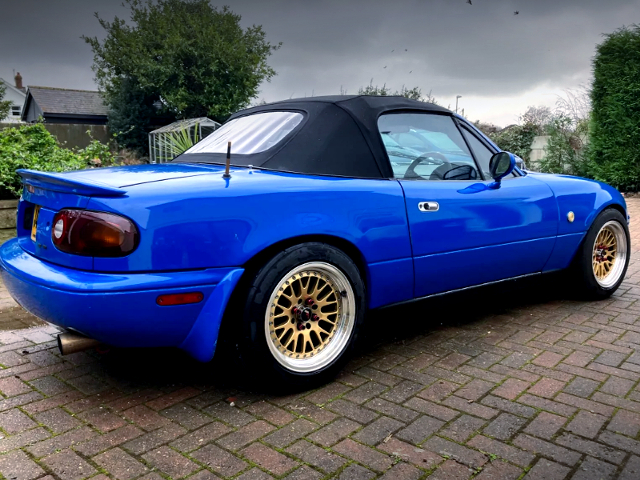 Rear exterior of1st Gen MAZDA MX-5.