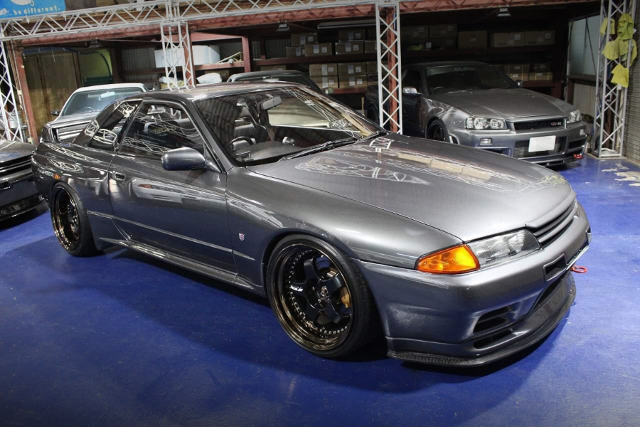 Front exterior of R32 SKYLINE GT-R.