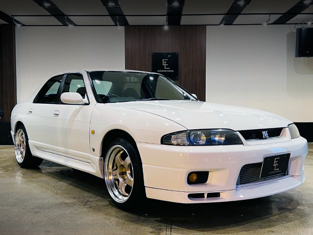 Front exterior of R33 SKYLINE 4-DOOR GT-R AUTECH VERSION 40th ANNIVERSARY.