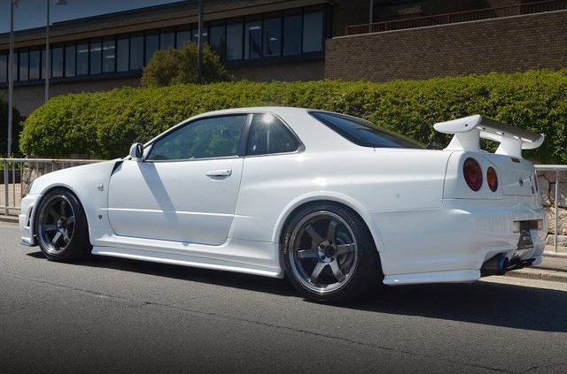 Rear exterior of R34 SKYLINE GT-R V-SPEC.