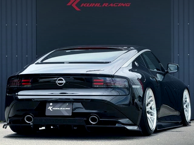 Rear exterior of RZ34 FAIRLADY Z.