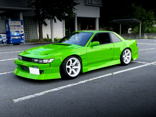 Front exterior of S13 NISSAN SILVIA.