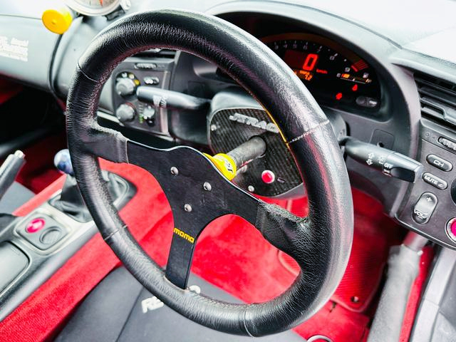 Interior of AP1 S2000 with J's RACING 2.2L complete engine.