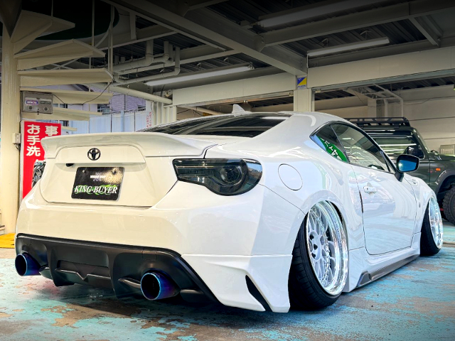 Rear exterior of Bagged ZN6 TOYOTA 86 GT.