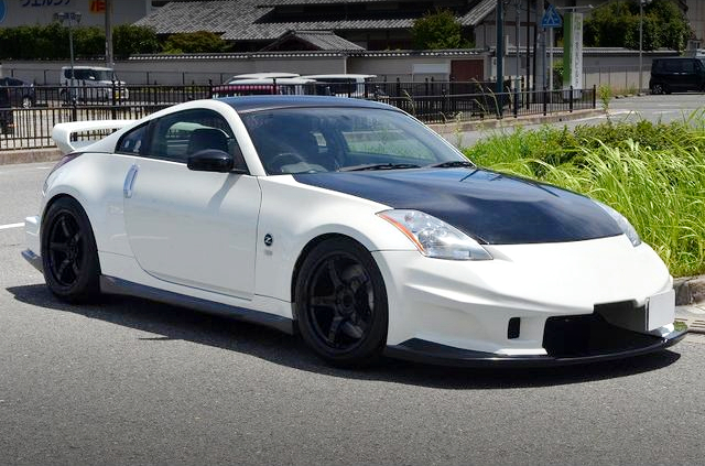 Front exterior of Z33 Fairlady Z with ITBs.