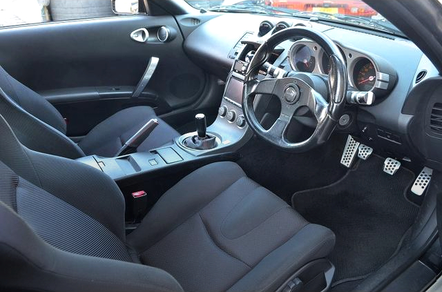 Dashboard of Z33 Fairlady Z with ITBs.