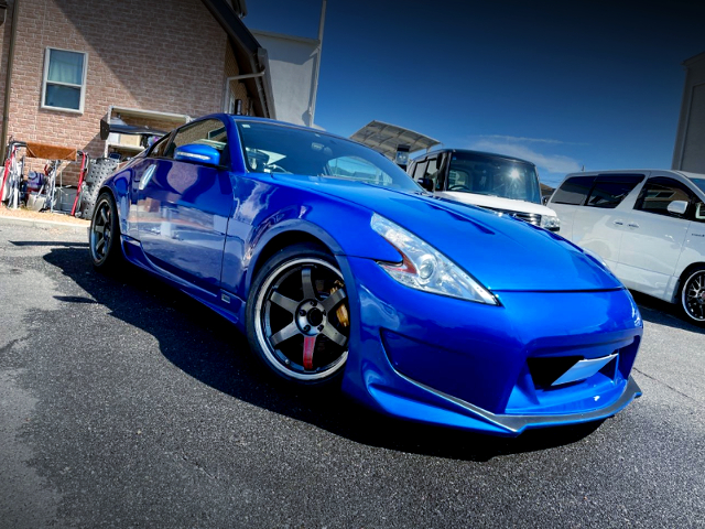 Front exterior of Z33 FAIRLADY Z VERSION S with Z34 FRONT END CONVERSION.