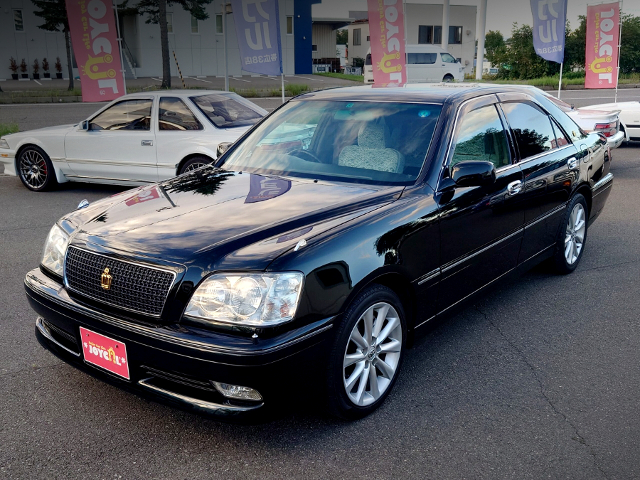 Front exterior of JZS171 CROWN ATHLETE V.