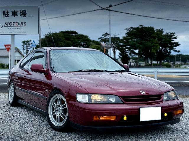 Front exterior of CD8 ACCORD COUPE.