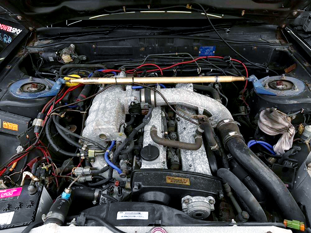 RB25DET turbo engine in HR31 SKYLINE engine room.